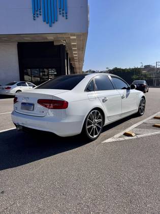 AUDI A4 2.0 TFSI SPORT 16V 183CV GASOLINA 4P MULTITRONIC AUDI A4 2.0 TFSI SPORT 16V 183CV GASOLINA 4P MULTITRONIC